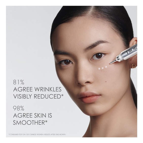 Dior Capture Totale Hyalushot Wrinkle Corrector with Hyaluronic Acid - Picture 6 of 8